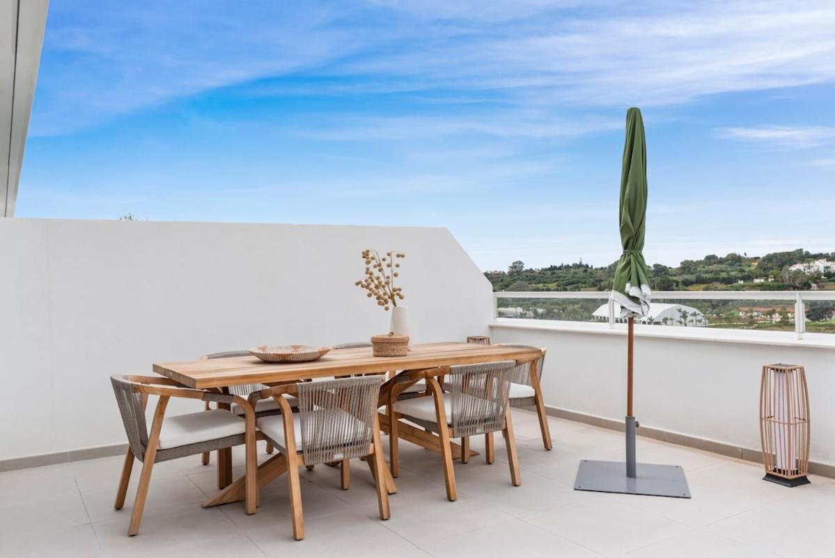 Casa Urban Gardens Apartment Estepona Exterior photo